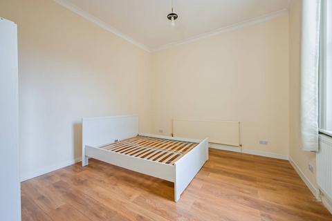 undefined, Brighton Avenue, Walthamstow, London, E17