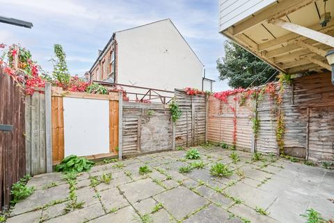 undefined, Brighton Avenue, Walthamstow, London, E17