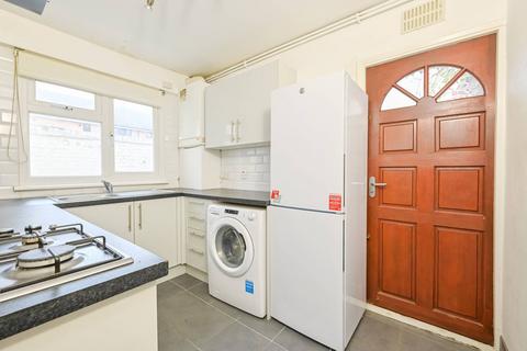 Brighton Avenue, Walthamstow, London, E17