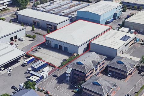 Warehouse to rent, Fleming Way Crawley RH10 9NQ
