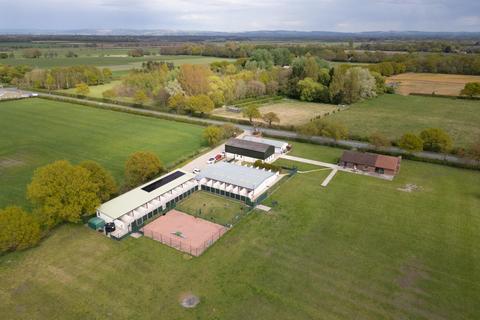 undefined, Storwood Kennels, Melbourne, York, YO42 4SY