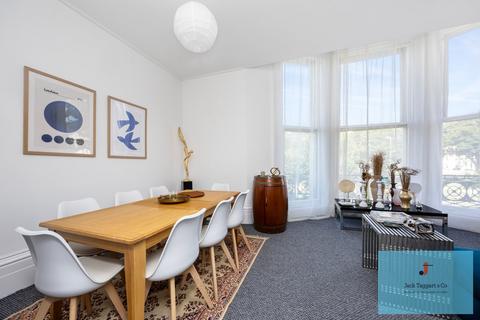 undefined, Palmeira Square, Hove, BN3