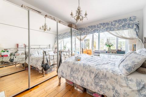 undefined, Hanover Road, Kensal Green, London, NW10