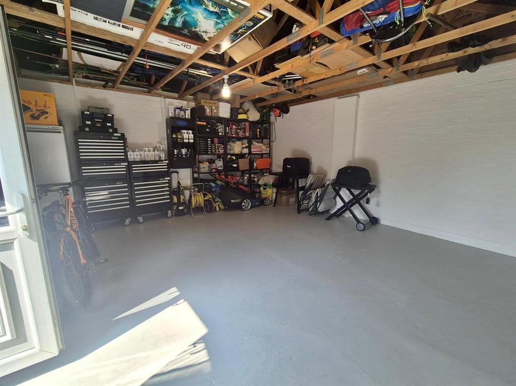 Double Garage
