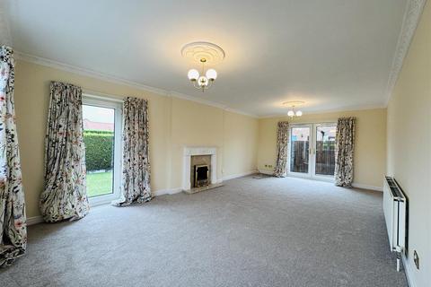 undefined, Woodview Close, Whitley, Goole