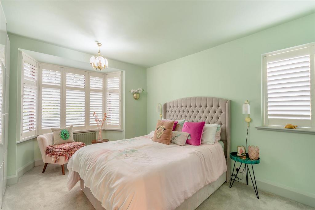 8666265-interior22.jpg