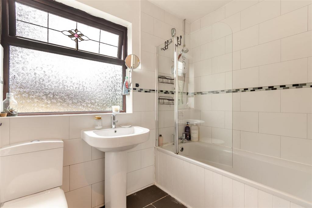 8666265-interior24.jpg