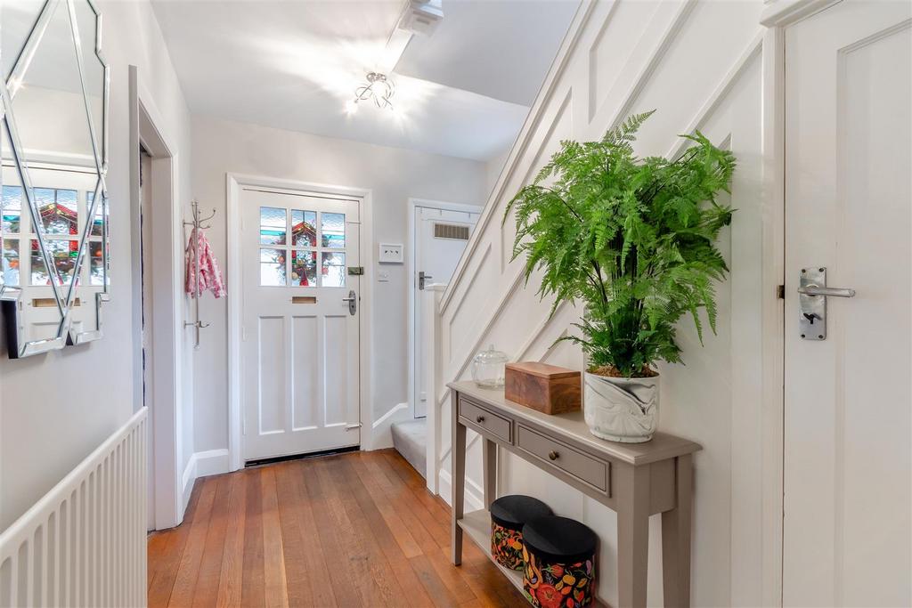 8666265-interior07.jpg