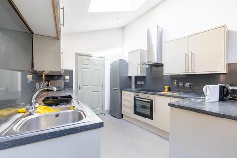 6 bedroom private hall to rent, 129 St. Leonards Gate, Lancaster LA1