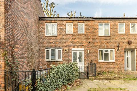 23 Jarrow Way, London, E9 5PG