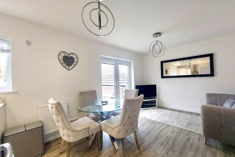 undefined, Clos Benallt Fawr, Pontarddulais, Swansea