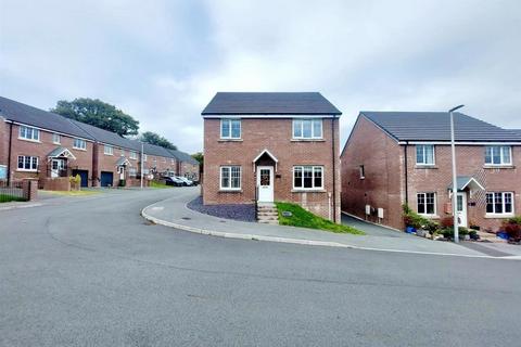 4 bedroom detached house for sale, Clos Benallt Fawr, Pontarddulais, Swansea
