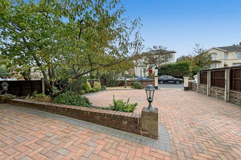 5 bedroom semi-detached house for sale, Talbot Street, Southport PR8