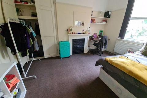 9 bedroom house to rent, Hyde Park Terrace, Leeds LS6