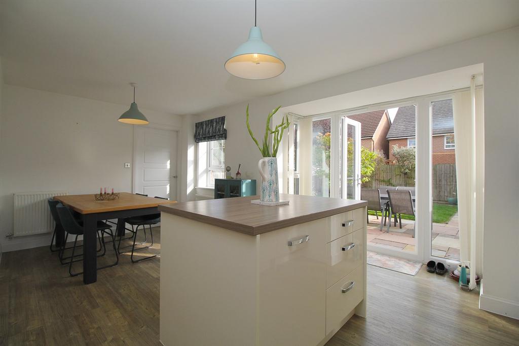 Kitchen / Diner