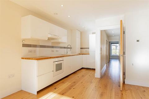 2 bedroom flat for sale, St. Stephens Road, Canterbury CT2