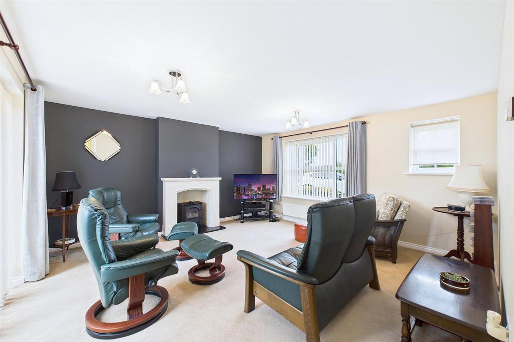 Living Room.jpg
