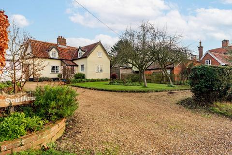 5 bedroom detached house for sale, Common Road, Diss IP22