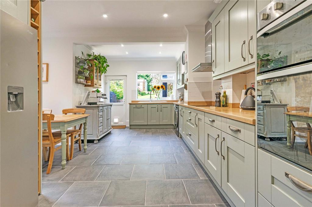 Kitchen/Breakfast