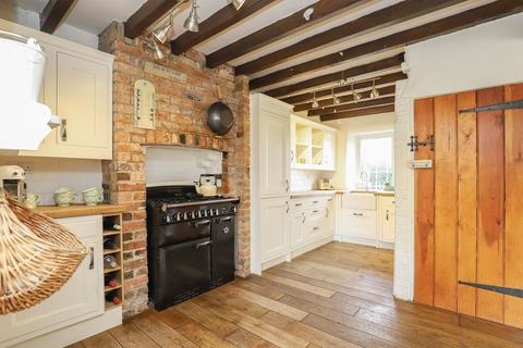 3 bedroom semi-detached house for sale, The Square, Worksop S80