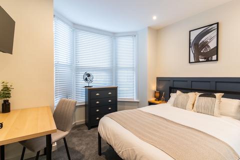 undefined, 291 Queens Road, PO2