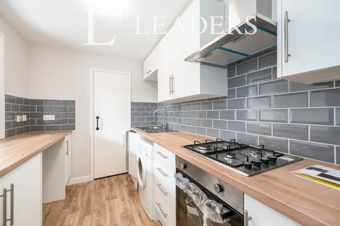 Studio to rent, Clarendon Road, Southsea, PO4