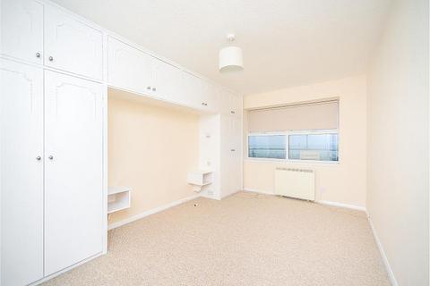 undefined, Kingsway, Hove, East Sussex, BN3