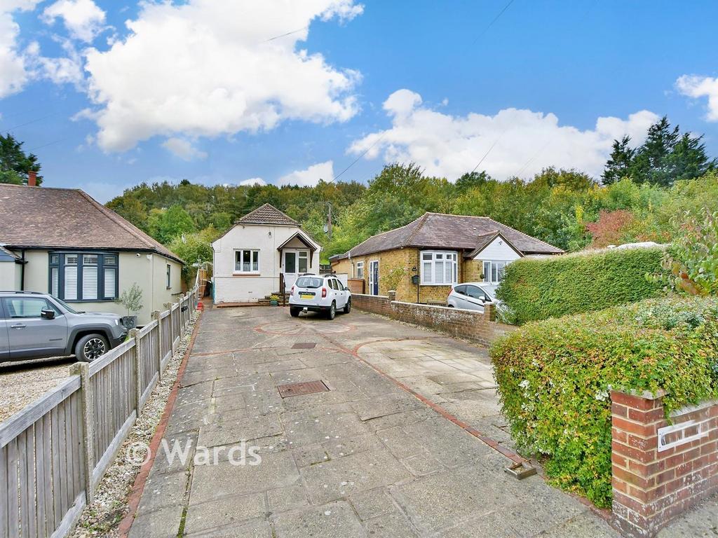 Driveway/Parking