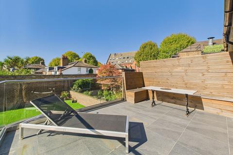 2 bedroom flat for sale, Goldhawk Road, London W6