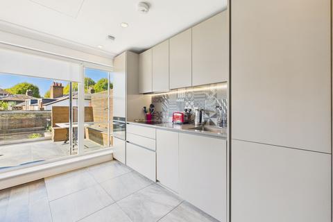 2 bedroom flat for sale, Goldhawk Road, London W6