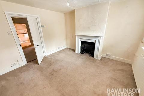 1 bedroom end of terrace house for sale, High Street, Thames Ditton KT7