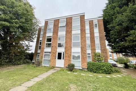 2 bedroom flat for sale, Elderberry Close, Luton LU2