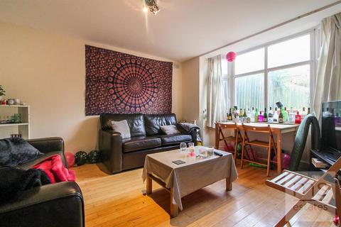 undefined, Rolleston Drive, Nottingham NG7