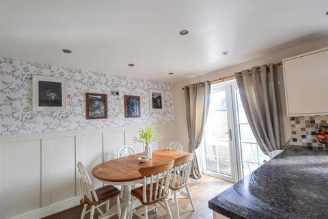 3 bedroom link detached house for sale, Manor Close, Topcliffe