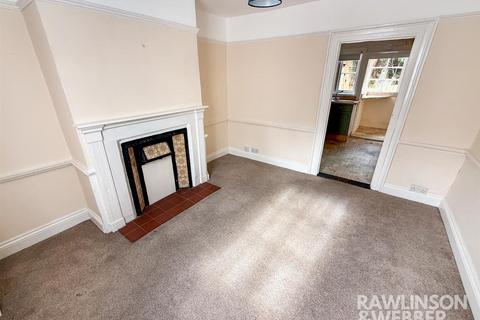 1 bedroom cottage for sale, High Street, Thames Ditton KT7