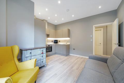 undefined, Roxborough Avenue, Harrow, HA1