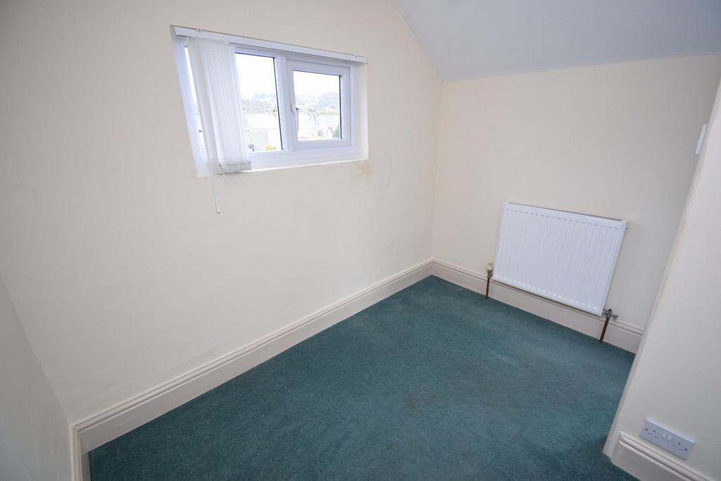 Bedroom 3.JPG