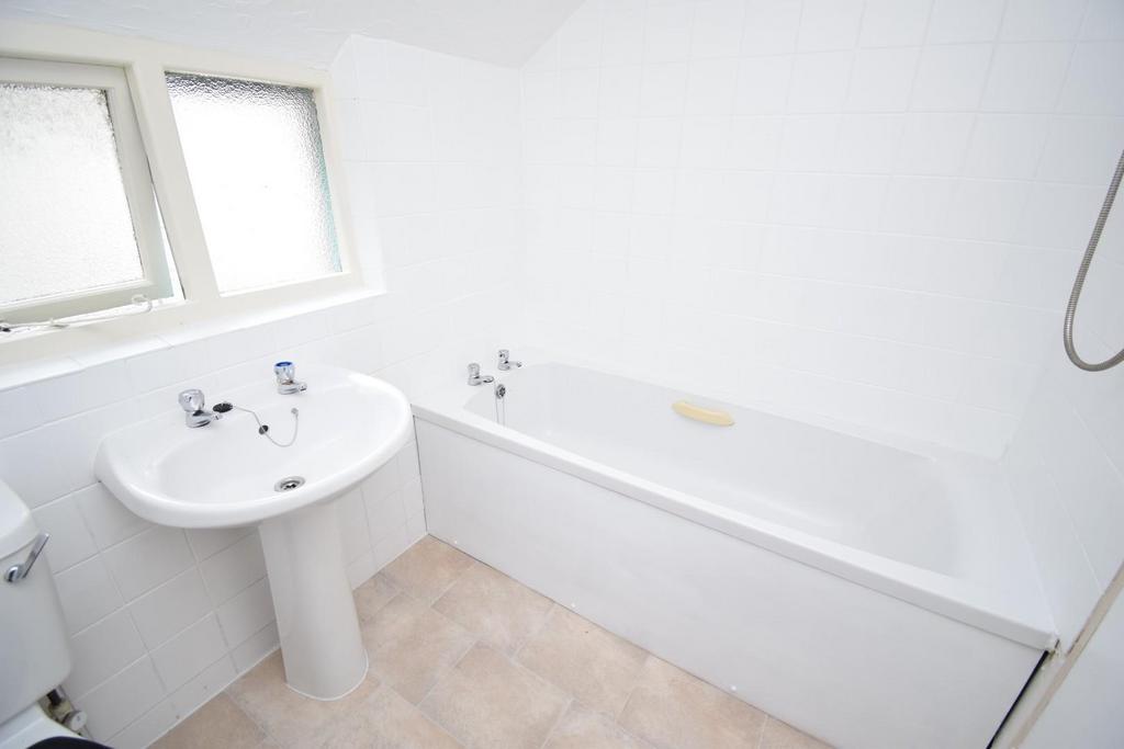 Bathroom.JPG