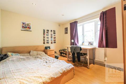 undefined, Rolleston Drive, Nottingham NG7