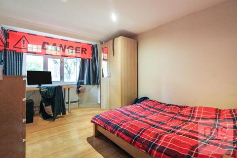 undefined, Rolleston Drive, Nottingham NG7