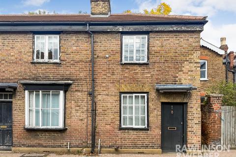 1 bedroom end of terrace house for sale, High Street, Thames Ditton KT7