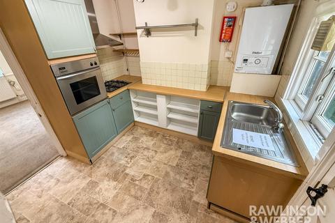 1 bedroom end of terrace house for sale, High Street, Thames Ditton KT7