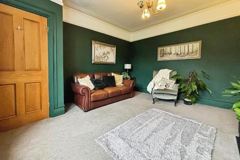 4 bedroom villa for sale, Clara Road, Bradford BD2