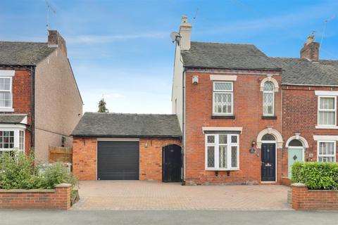 3 bedroom end of terrace house for sale, Crewe Road, Alsager