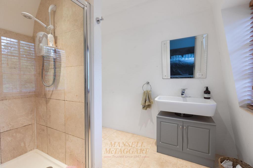 En Suite Shower Room