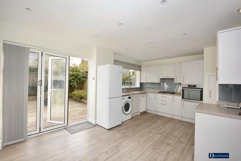 3 bedroom semi-detached house for sale, The Gardens, Doddinghurst, Brentwood, CM15