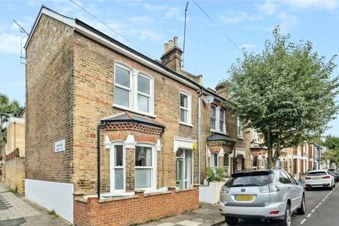 4 bedroom end of terrace house for sale, w12 7es