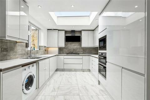 4 bedroom end of terrace house for sale, w12 7es