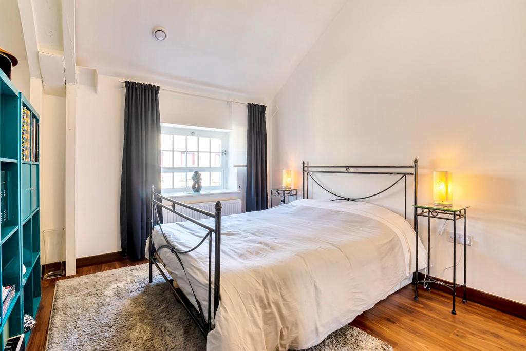 Bedroom 2.jpg