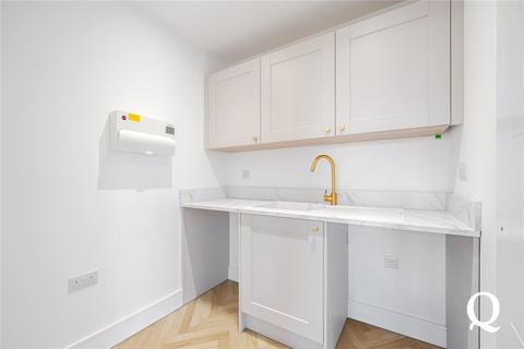 4 bedroom detached house for sale, High Street, Newington, Sittingbourne, Kent, ME9
